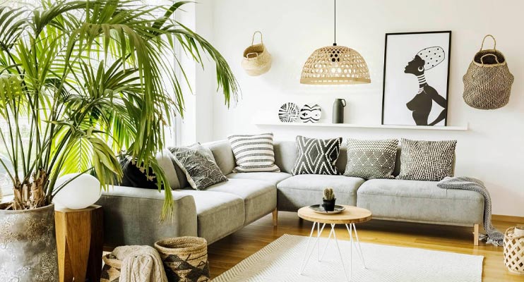 Wooden pendants in the living room CLAVERDON